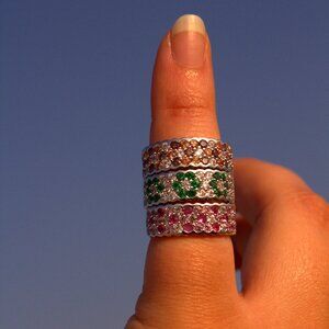 Silver Ring with Flower Stone Design